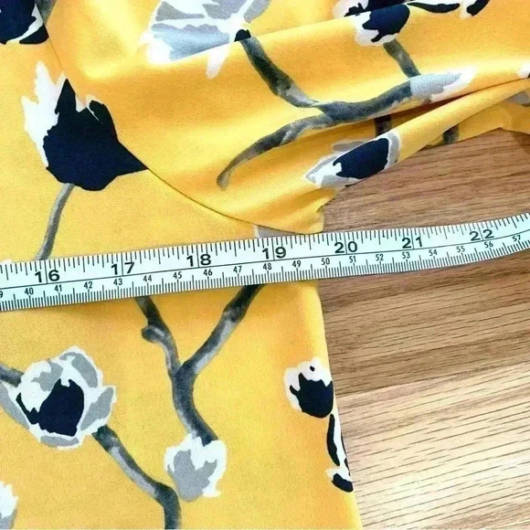 Clara Sun Woo Bright Floral Tie Sleeve Side Slit Tunic Wrinkle Free Size Medium - Picture 8 of 11